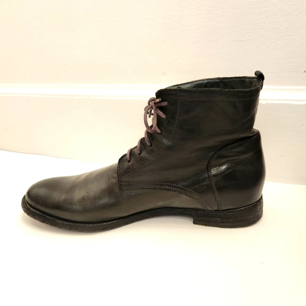 Officine Creative size 42 black leather ankle boots handmade lace up